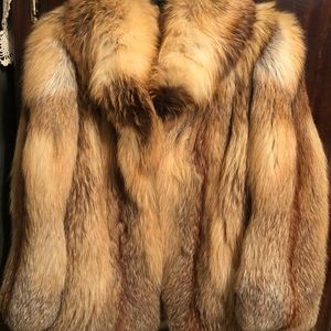 Vintage 27” Red Fox Fur Coat.
